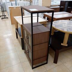 ★ジモティ割あり★  レンジ台 黒×木目 H123×D39×W59 クリーニング済み OJ9634の画像