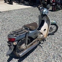⭐︎受け渡し予定者様決まりました⭐︎ホンダ　スーパーカブ　AA04型　エンジンかかりますがレストア又は補修ベースの車両です。の画像