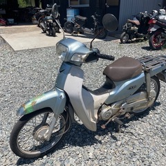 ⭐︎受け渡し予定者様決まりました⭐︎ホンダ　スーパーカブ　AA04型　エンジンかかりますがレストア又は補修ベースの車両です。の画像