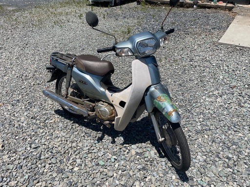 ⭐︎受け渡し予定者様決まりました⭐︎ホンダ　スーパーカブ　AA04型　エンジンかかりますがレストア又は補修ベースの車両です。