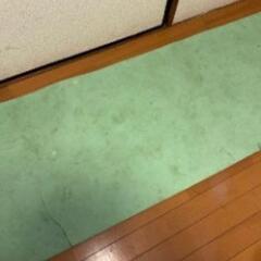 ヨガマット 切れ目あり 緑色