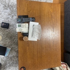 テーブル