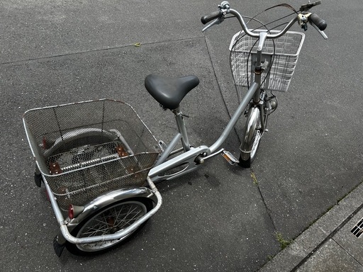 三輪車