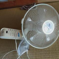 壁付け扇風機