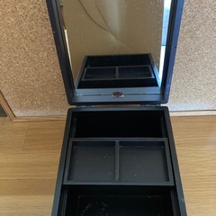鎌倉彫？化粧箱の画像