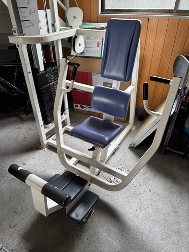 Senoh プロフェッショナルチェストプレス