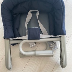 Inglesina テーブルチェアの画像