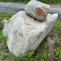 0円！ 大きめの石　庭石　の画像