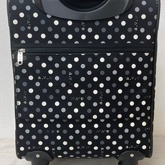 【中古品】a.v.v ドット柄 キャリーバッグ コンパクト 旅行バック キャリーケース 黒 レディース カバンの画像