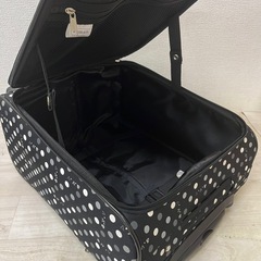 【中古品】a.v.v ドット柄 キャリーバッグ コンパクト 旅行バック キャリーケース 黒 レディース カバンの画像