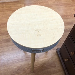 サイドテーブルスピーカー