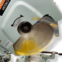 25Y014 ヤジ 【引取り限定・札幌】 日立工機 ハイコーキ ブレーキ付 卓上丸のこ 380mm C15FB 1995年製 中古品の画像