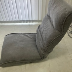 座椅子　ニトリの画像
