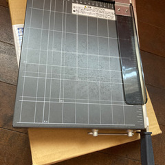 スチール裁断機  A4まで対応  中古品