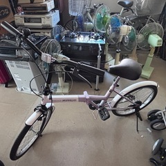 折りたたみ自転車の画像
