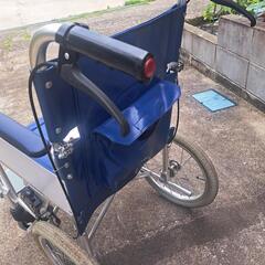 車椅子の画像