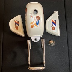モンキー、4lタンク、美品、パールホワイト、