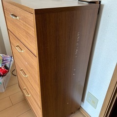 【今日、明日の午前中に取りに来ていただける方】チェスト、棚の画像