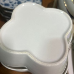 お皿の画像