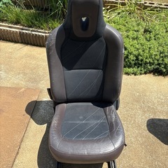 トヨタiqシート助手席