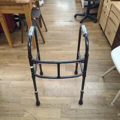 J584 ★小キズ使用感★Meme(ﾐｰﾑ)★MgウォーカーⅡ(固定型歩行器)★MGWⅡ-1704の画像