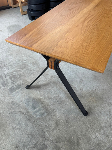 【アウトレット家具】オーク材　アイアン　オークテーブル
