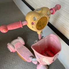 子ども用スクーターの画像