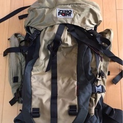ゼロポイント トレッキングパック55L（モンベル）