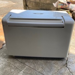 ジャンク品ミシンの画像