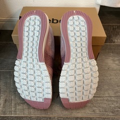 未使用　Reebok ランニングシューズ　23.5㎝の画像