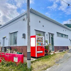 事業用建物　駐車場10台以上可