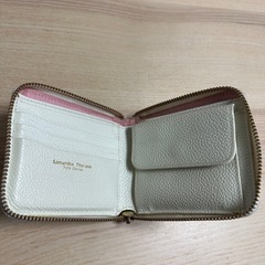 サマンサタバサ　財布　2つ折り　ホワイト　ピンク　リボンの画像