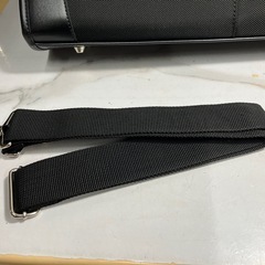 H2506-117 ビジネスバッグ ショルダーストラップ付属 中古美品の画像