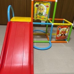 アンパンマン　ピッピ　ジャングルパーク　箱あり