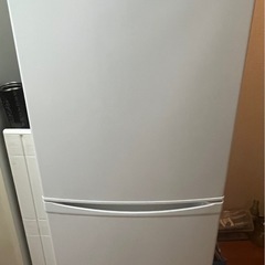 冷蔵庫　142L   2021年製