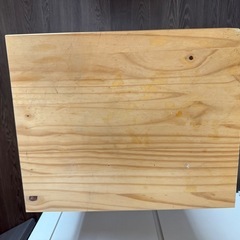 【譲ります】IKEA 引き出し付き収納棚（大きな傷あり） の画像