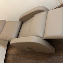 リクライニングチェアの画像
