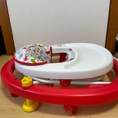 赤ちゃん歩行器　の画像