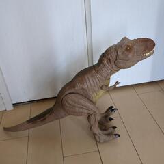 おもちゃの恐竜