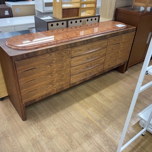 ★リユースのサカイ幸手店★ジモティ割あり★   アンティーク調　大理石収納棚　クリーニング済み SJ9501