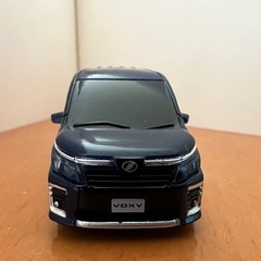 【値下げしました】ヴォクシー80系  前期型 プルバック式ミニカーの画像