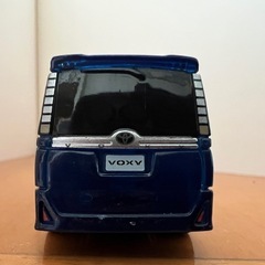 【値下げしました】ヴォクシー80系  前期型 プルバック式ミニカーの画像