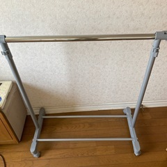 ハンガーラック