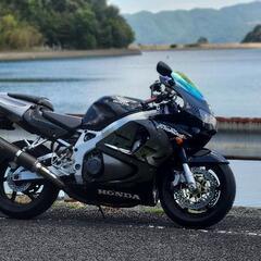 HONDA　CBR900RR 海外モデル　交換