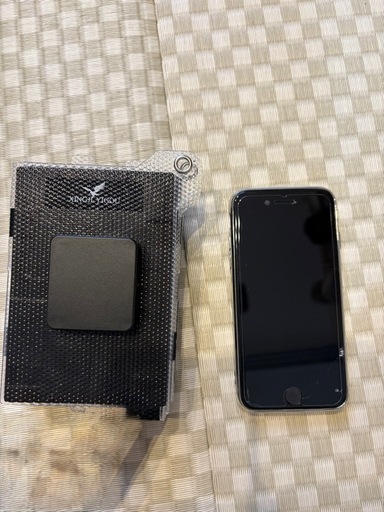 持ち歩けるソーラーパネル USB-C急速充電 38W／USB-A＆C出力／ 太陽光パネル　折りたたみ式 軽量・防水タイプ