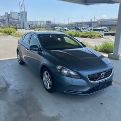 車検込み込みですボルボスポーツV40整備記録書すべてあり