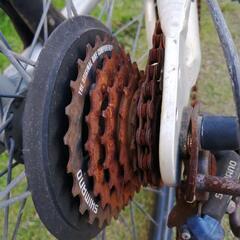 自転車ジャンク品の画像