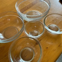 値下げ→ガラスボール5点セットの画像