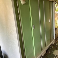 イナバの物置　　