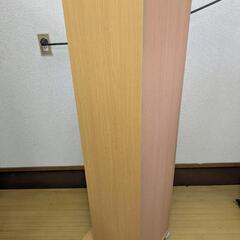 あげます(´・ω・)つ キャスター付き本棚 収納棚の画像